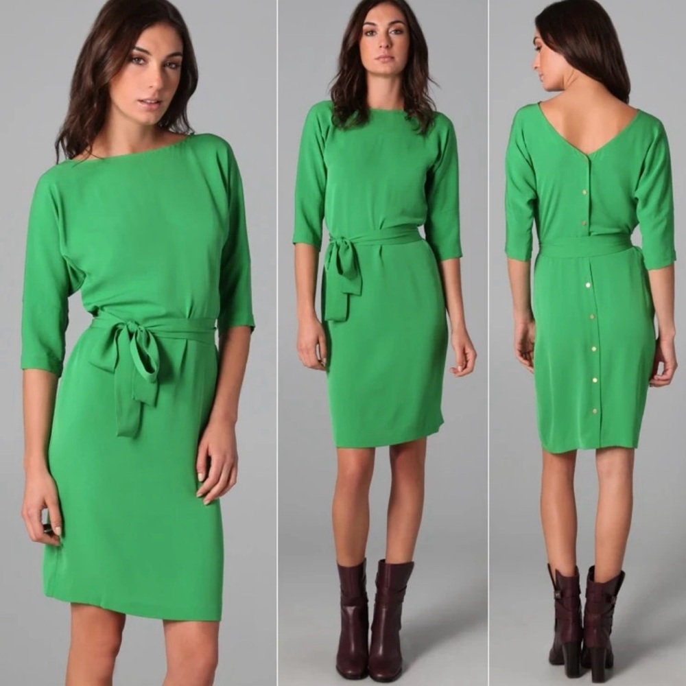 DVF Green Silk Dress. 100% silk. Size 6.